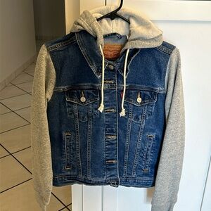 Levi’s Strauss & Co. Women’s Jean Jacket